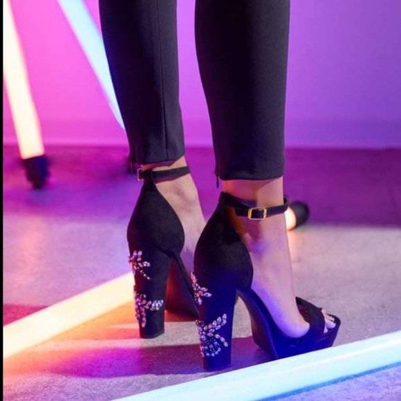 Shoe Dazzle Alisha Crystal Embellished Block Heel Platform Size 9.5 - Picture 11 of 12